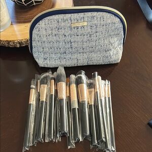 Sophia‎ Joy Organizer Makeup Bag with 17 Brushes NWT